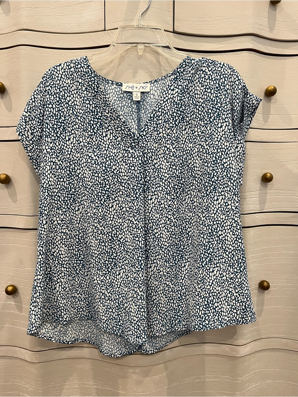 She and Sky Top Size Small